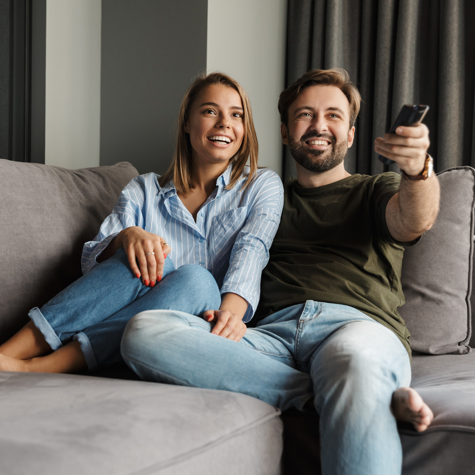 Watching Tv Together As A Couple Watching Tv Together As A Couple